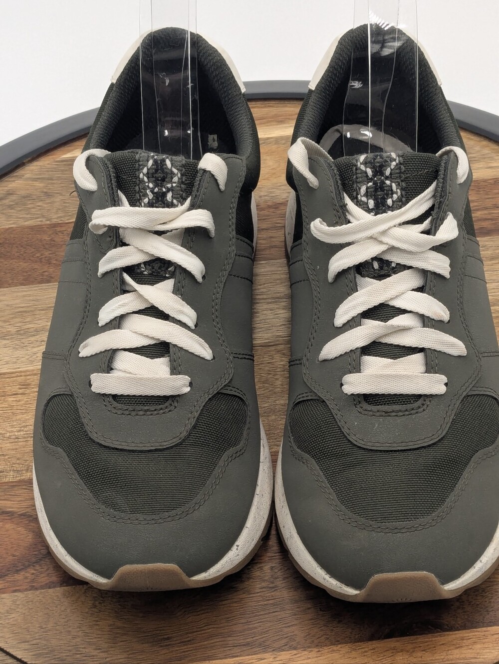 UGG Retrainer Sneakers Olive Green Lace Up Casual Shoes Women's Size 9